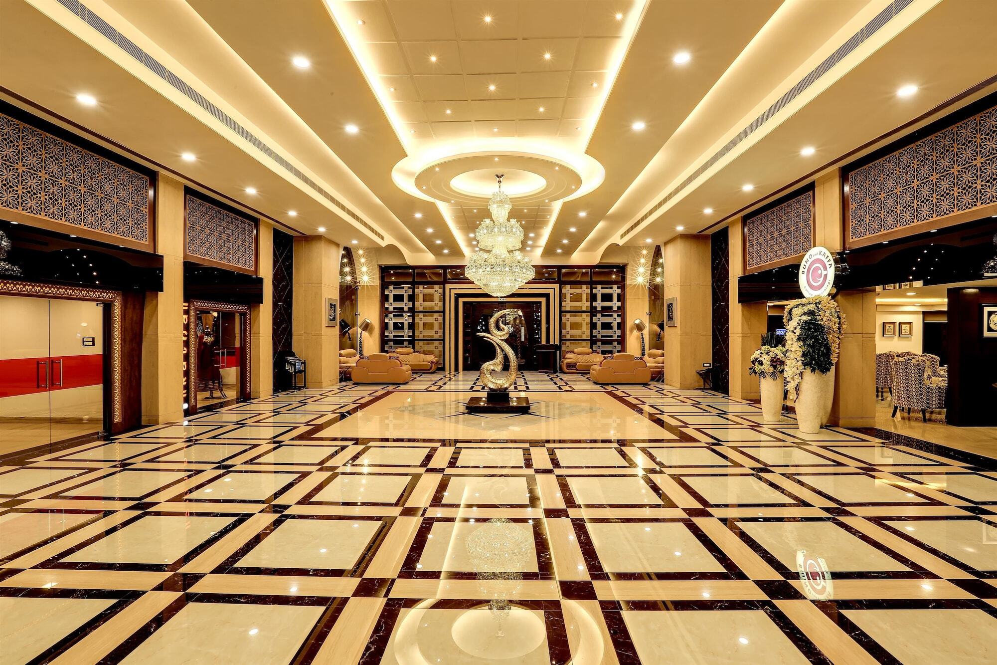 Golden Chariot Vasai Hotel Exterior photo